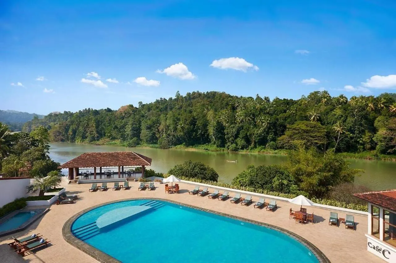 Hotel Cinnamon Citadel Kandy