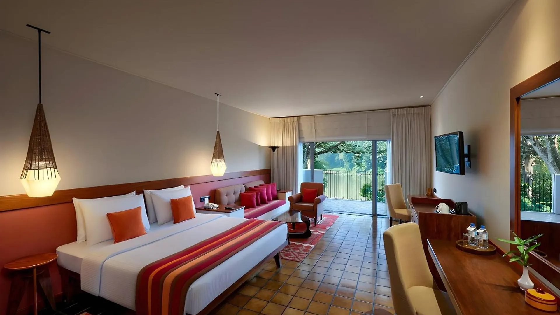 **** Hotel Cinnamon Citadel Kandy Sri Lanka