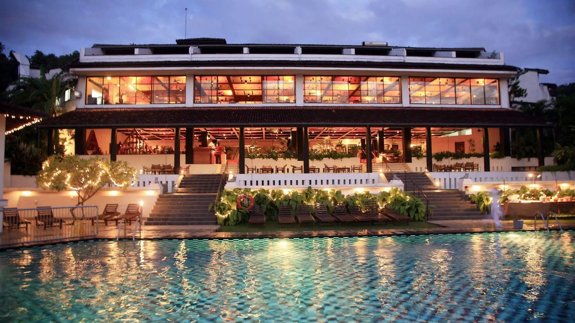 Cinnamon Citadel Kandy Hotel